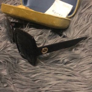 GUCCI Sunglasses!